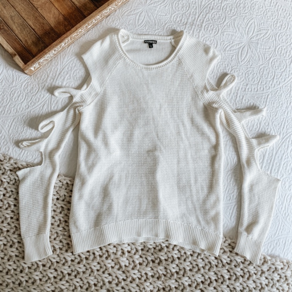 Express slit sleeve sweater